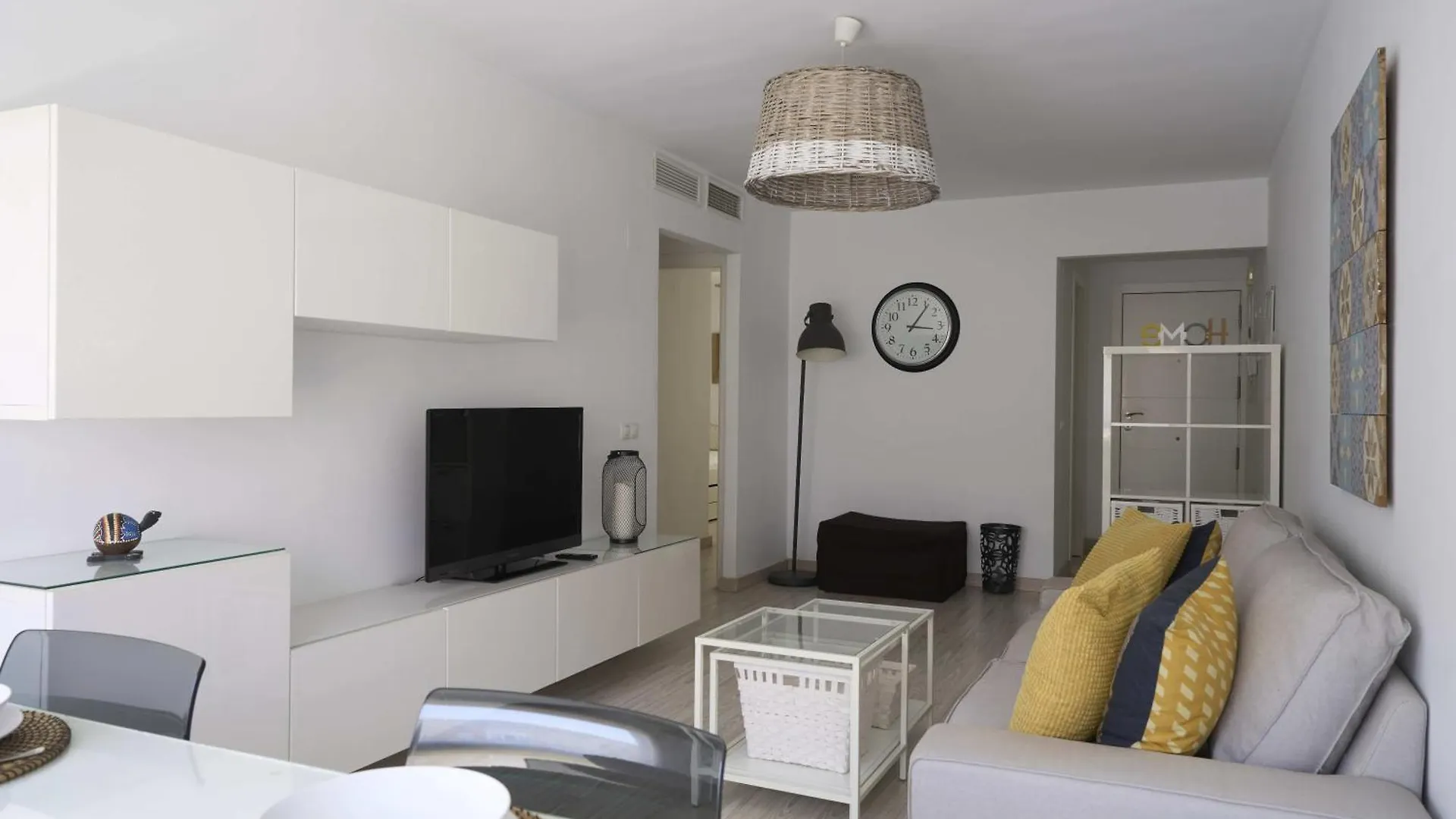 Chicflat Heroe De Sostoa Malaga Spain